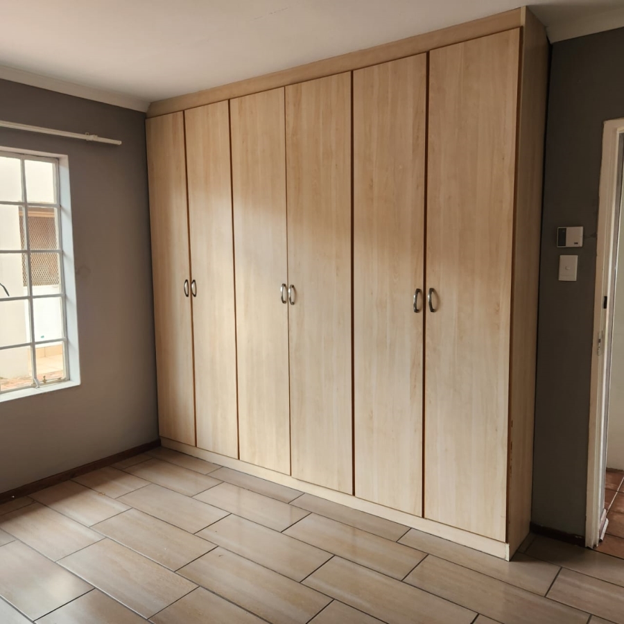 To Let 2 Bedroom Property for Rent in Potchefstroom North West